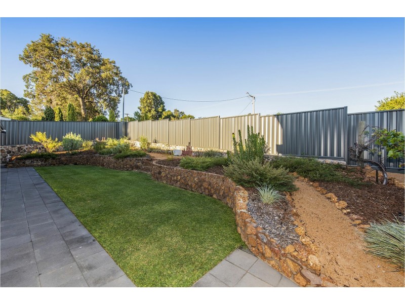 44 Fletcher Road, Lesmurdie WA 6076