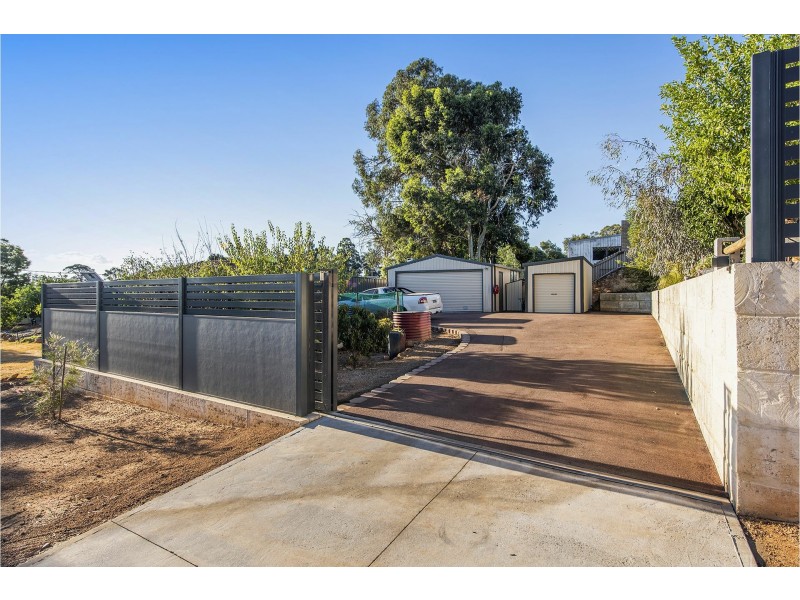 44 Fletcher Road, Lesmurdie WA 6076