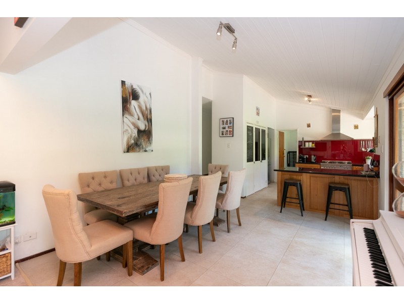 66 Walnut Road, Bickley WA 6076