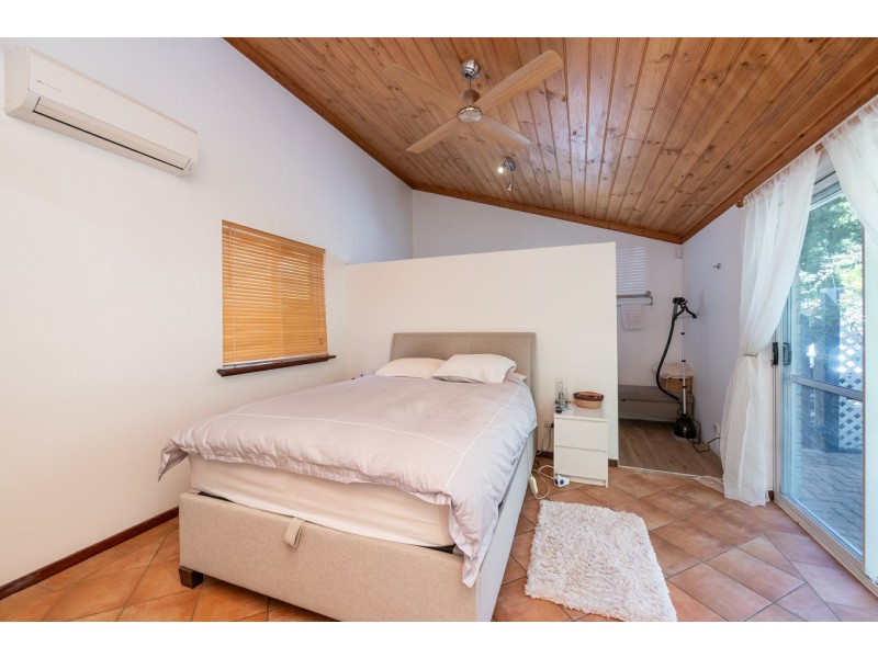 66 Walnut Road, Bickley WA 6076