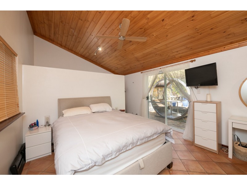 66 Walnut Road, Bickley WA 6076