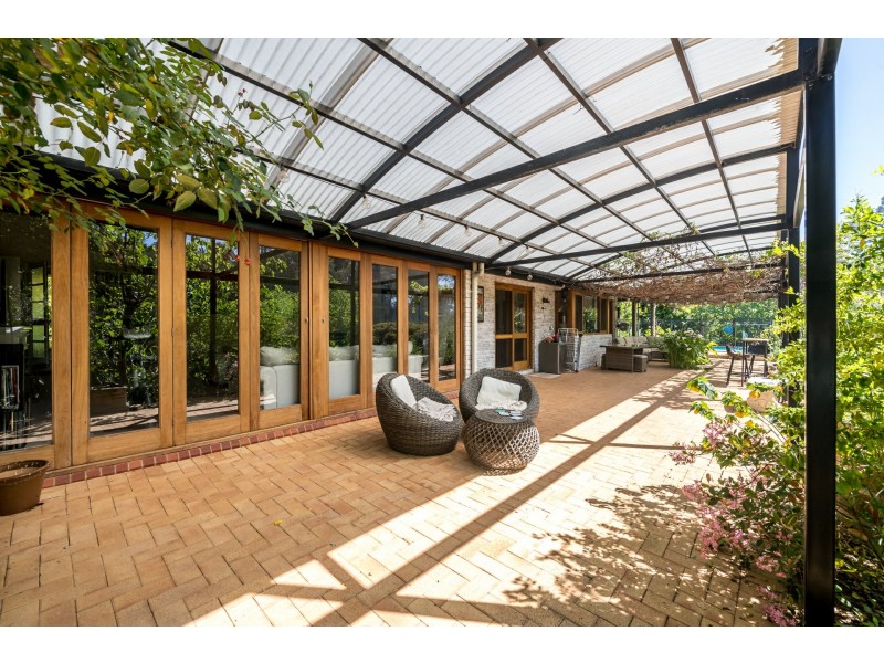 66 Walnut Road, Bickley WA 6076