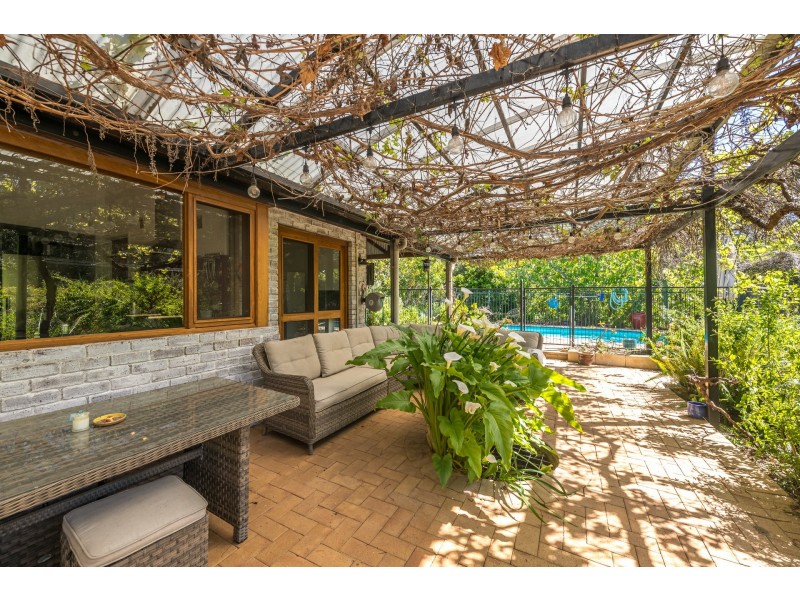 66 Walnut Road, Bickley WA 6076