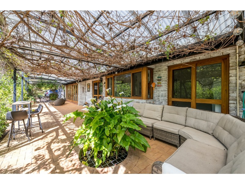 66 Walnut Road, Bickley WA 6076