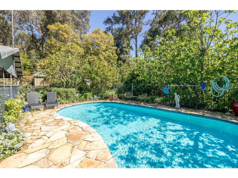 66 Walnut Road, Bickley WA 6076