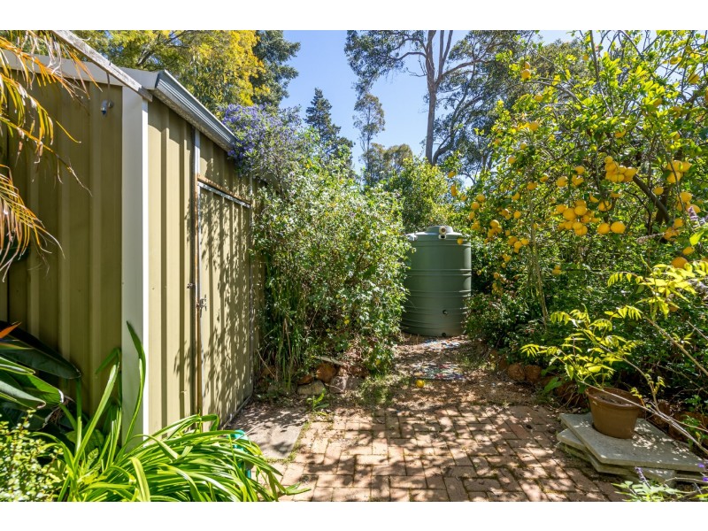 66 Walnut Road, Bickley WA 6076