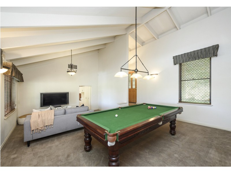 34 Albert Road, Lesmurdie WA 6076