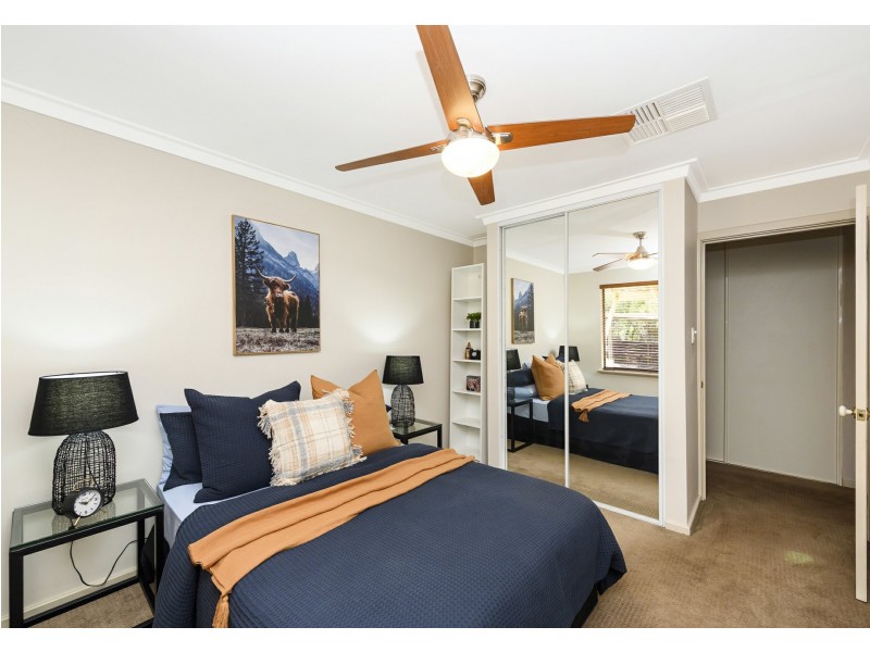 34 Albert Road, Lesmurdie WA 6076