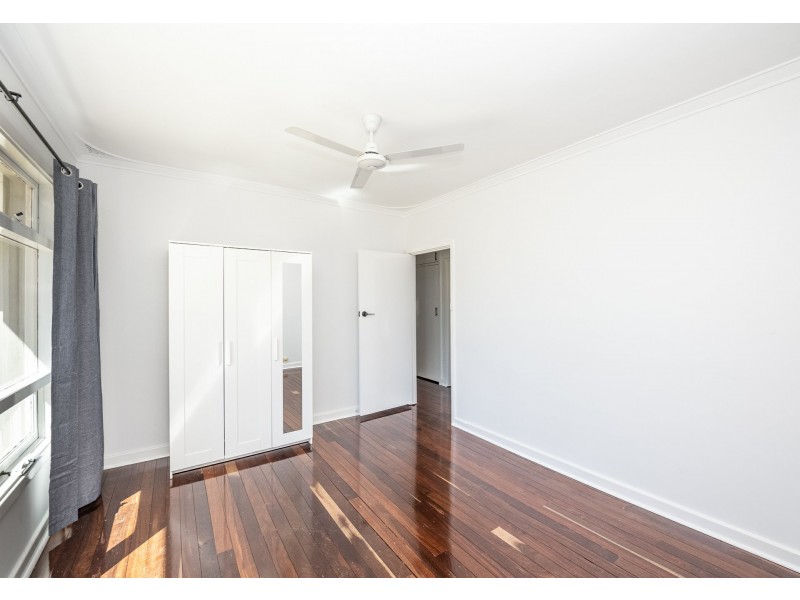 17 Kalbarri Street, Lesmurdie WA 6076