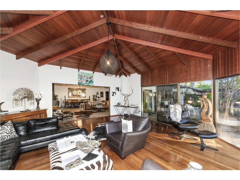 24 Bolt Court, Lesmurdie WA 6076