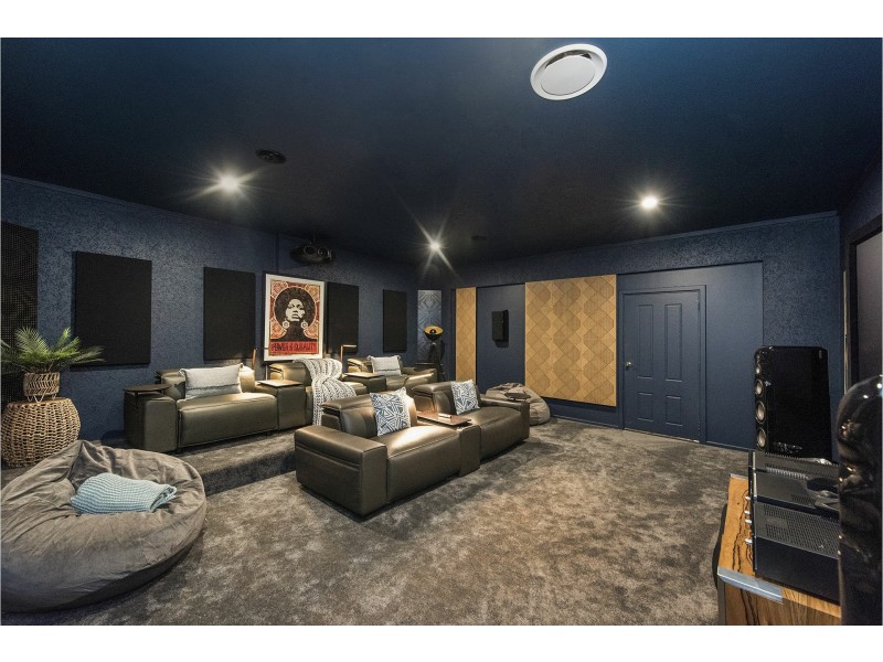 24 Bolt Court, Lesmurdie WA 6076