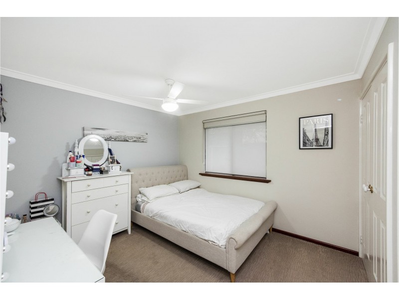 25 Armour Way, Lesmurdie WA 6076