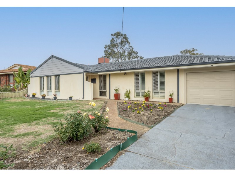 12 Naylor Place, Lesmurdie WA 6076