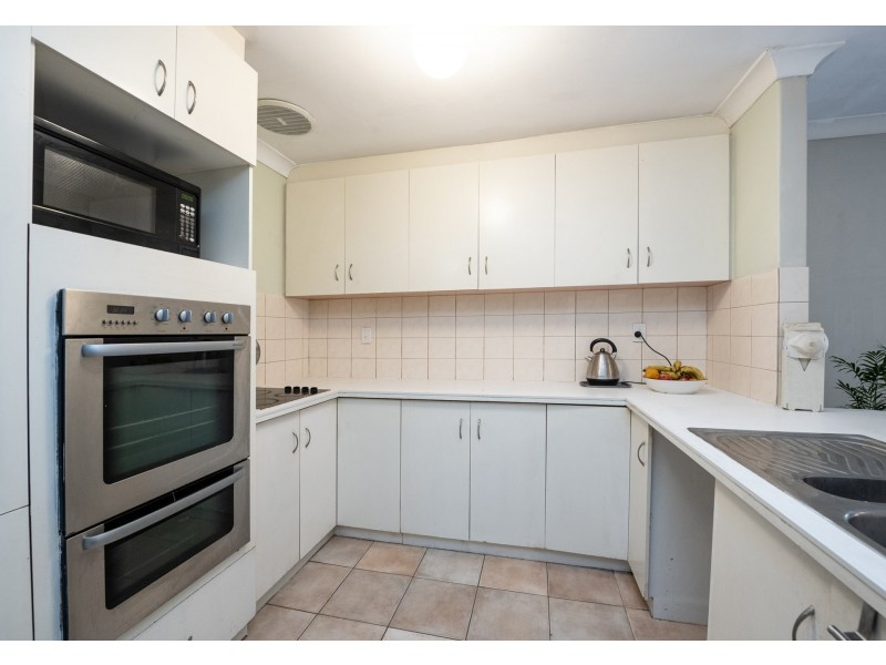 12 Naylor Place, Lesmurdie WA 6076