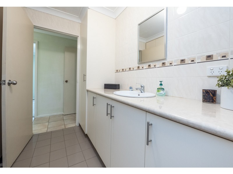 12 Naylor Place, Lesmurdie WA 6076