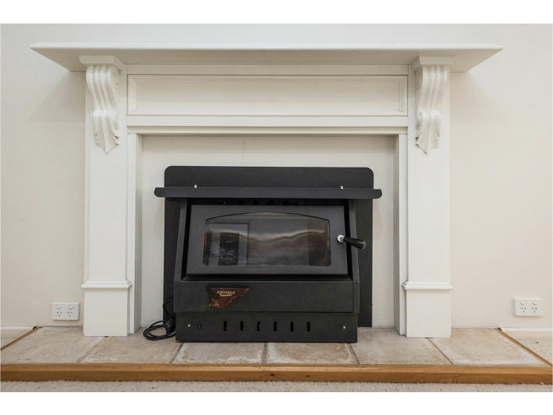 133 Grove Road, Lesmurdie WA 6076