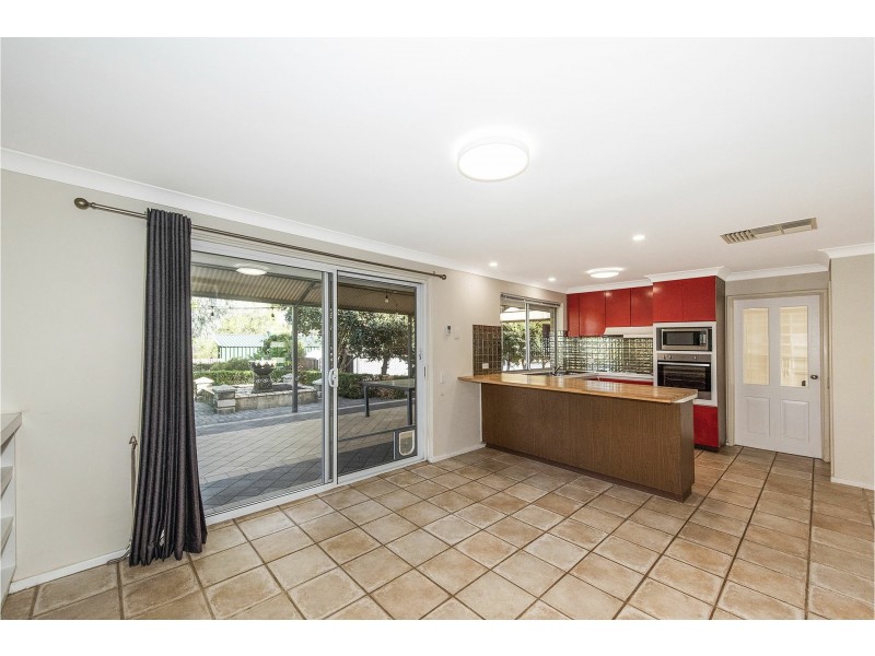 133 Grove Road, Lesmurdie WA 6076