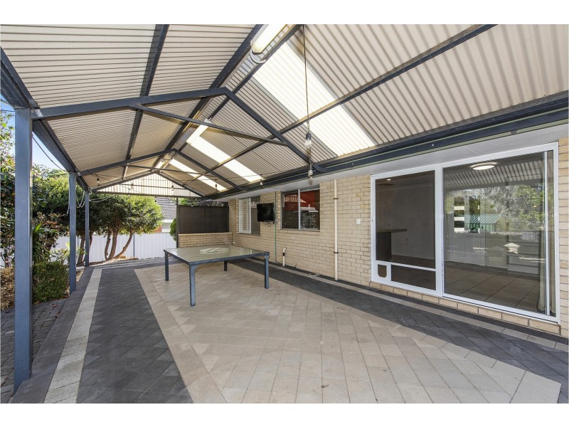 133 Grove Road, Lesmurdie WA 6076