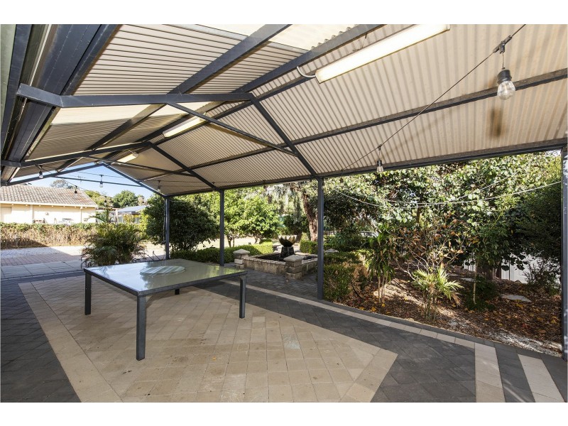 133 Grove Road, Lesmurdie WA 6076