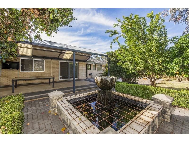 133 Grove Road, Lesmurdie WA 6076