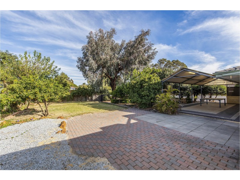 133 Grove Road, Lesmurdie WA 6076