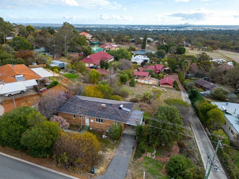 62 West Terrace, Kalamunda WA 6076