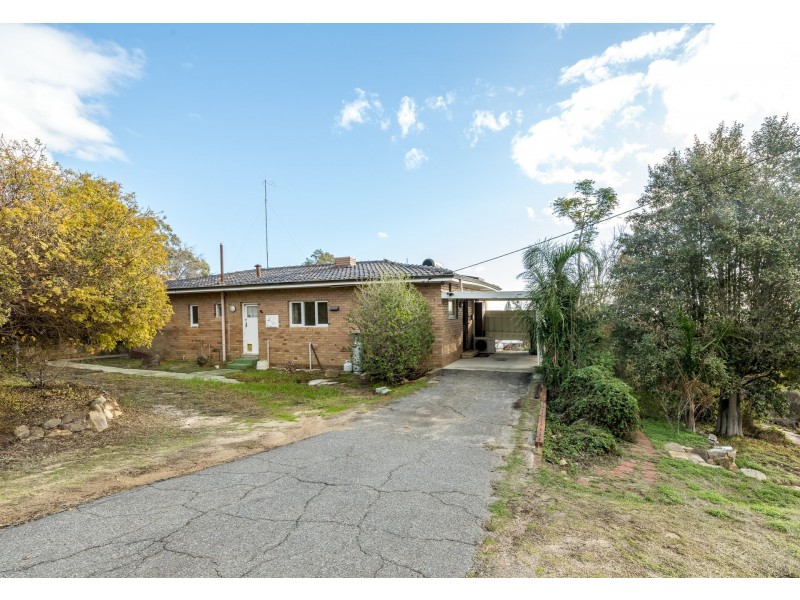62 West Terrace, Kalamunda WA 6076