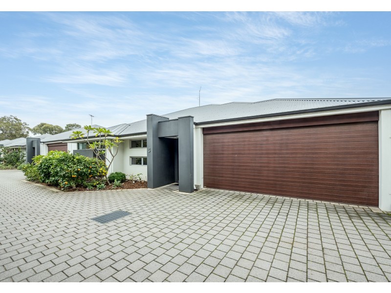 Villa 5/43 Boonooloo Road, Kalamunda WA 6076