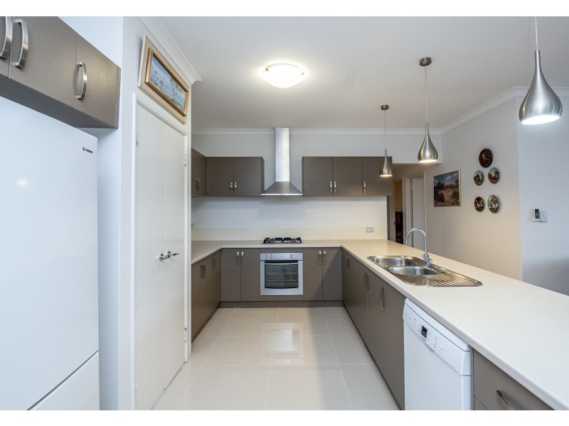 Villa 5/43 Boonooloo Road, Kalamunda WA 6076