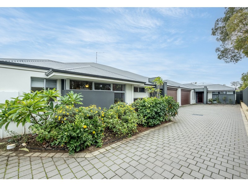 Villa 5/43 Boonooloo Road, Kalamunda WA 6076