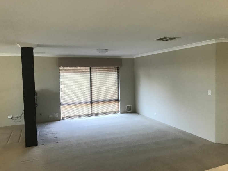 15 Foxton Boulavard, High Wycombe WA 6057