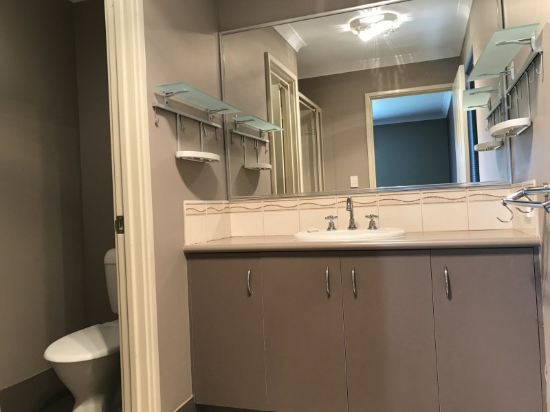 15 Foxton Boulavard, High Wycombe WA 6057