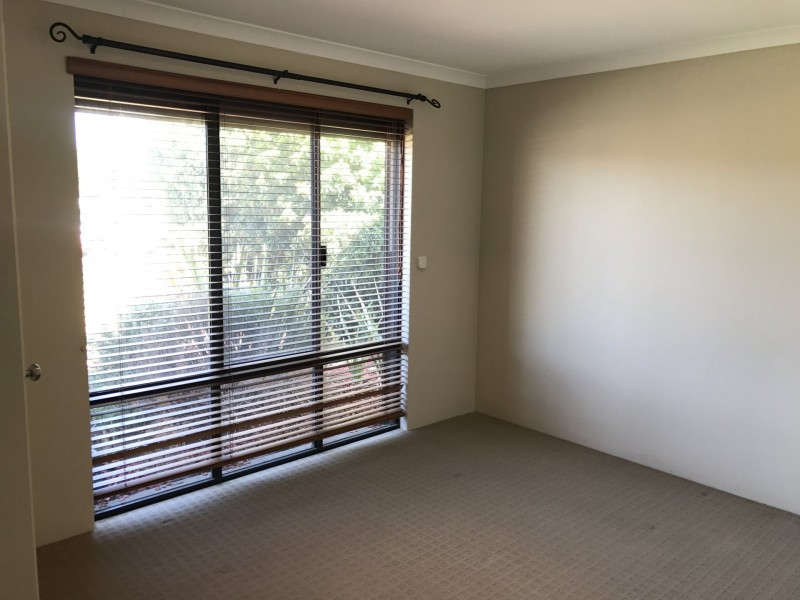 15 Foxton Boulavard, High Wycombe WA 6057