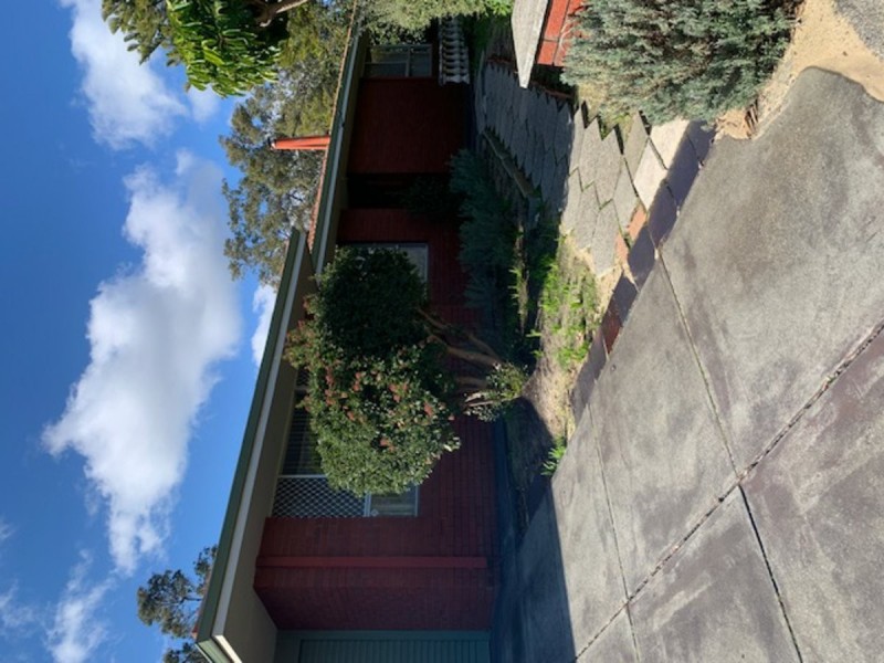 1 Crayden Road, Kalamunda WA 6076