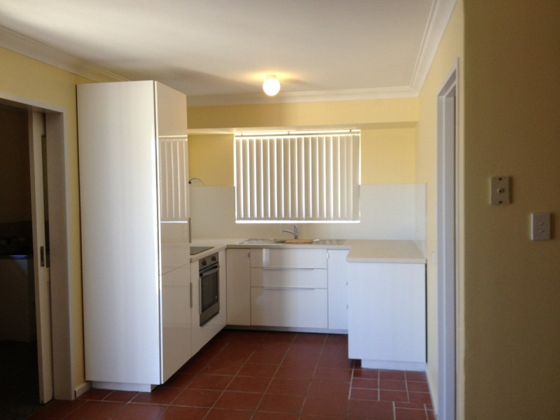 2 Curlew Court, Kelmscott WA 6111