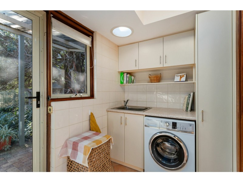 11 Glenlea Drive, Helena Valley WA 6056