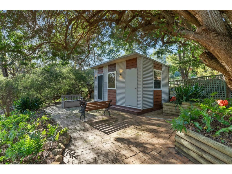 11 Glenlea Drive, Helena Valley WA 6056