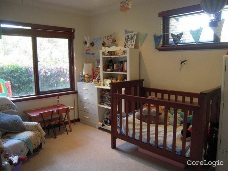 6 Dryandra Crescent, Darlington WA 6070