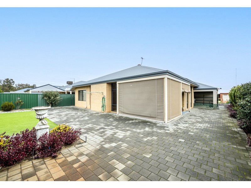 26 Warda Crescent, Forrestfield WA 6058