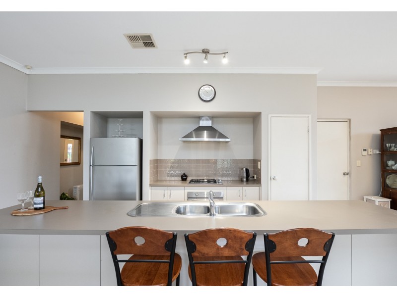 26 Warda Crescent, Forrestfield WA 6058