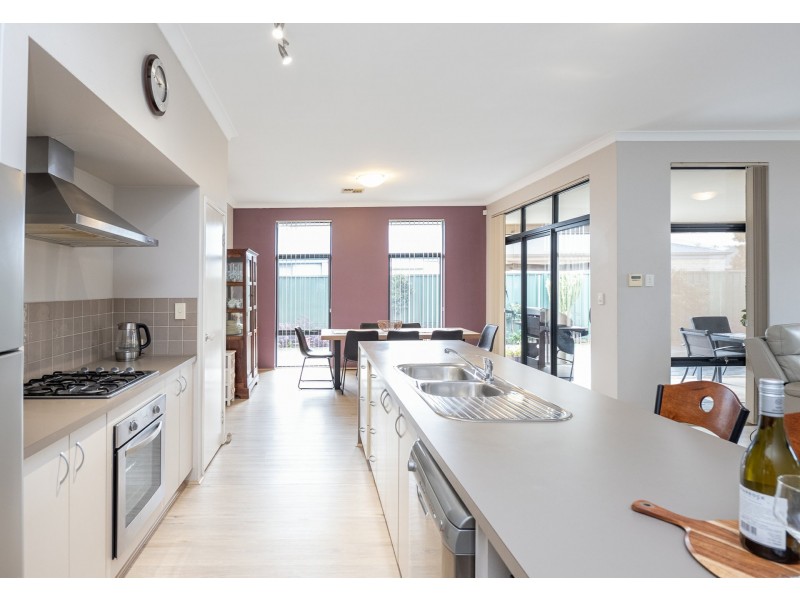 26 Warda Crescent, Forrestfield WA 6058