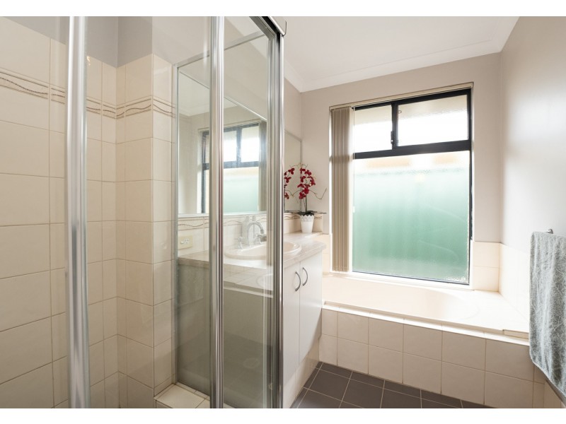 26 Warda Crescent, Forrestfield WA 6058