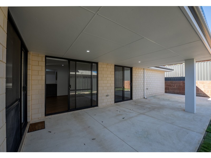 5 Tamala Grove, Helena Valley WA 6056