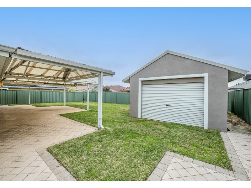 47 Maamba Road, Wattle Grove WA 6107