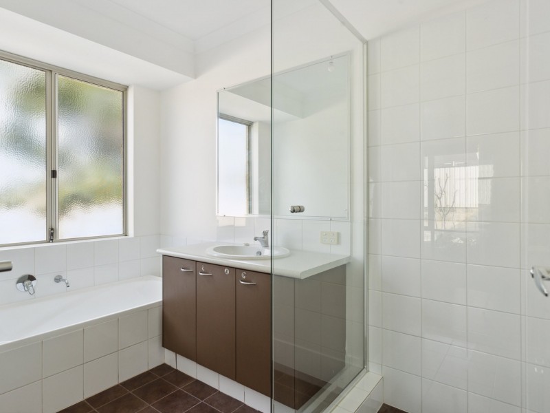 17 Ray Road, Swan View WA 6056