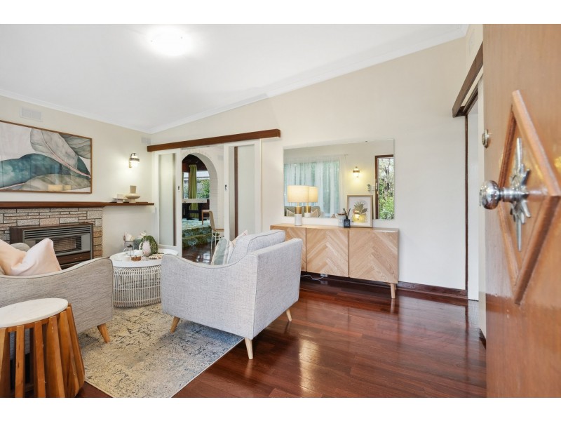 14 Collins Road, Kalamunda WA 6076