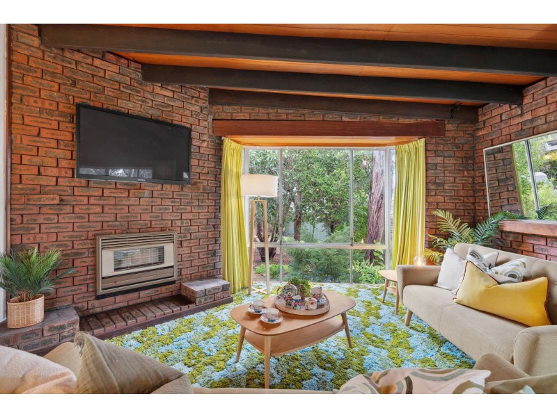 14 Collins Road, Kalamunda WA 6076