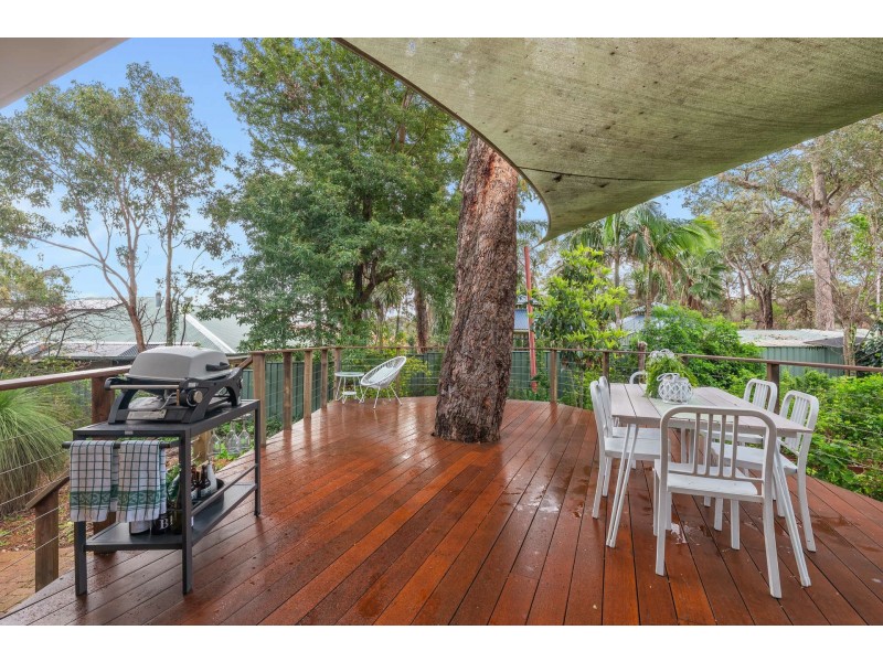 14 Collins Road, Kalamunda WA 6076