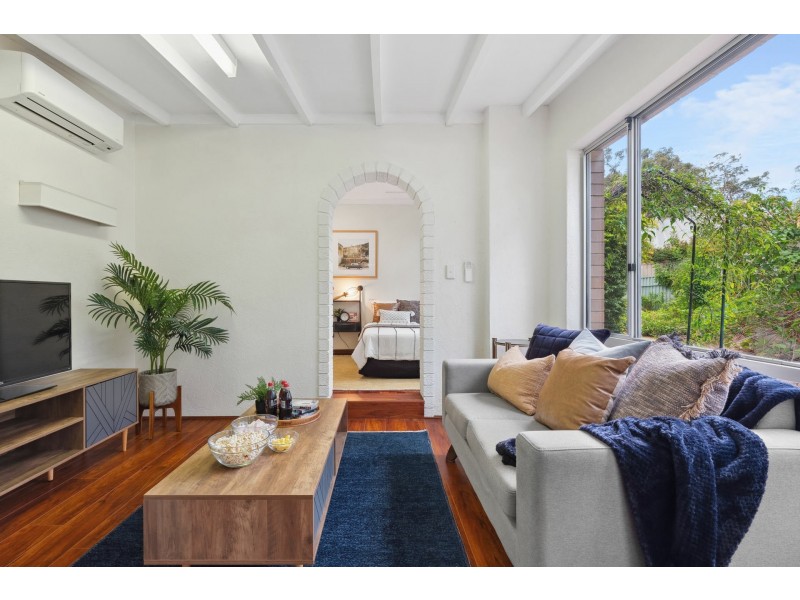 14 Collins Road, Kalamunda WA 6076