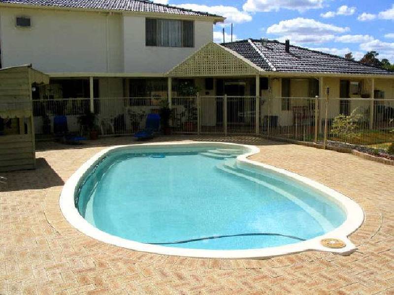 81 Norwood Road, Maida Vale WA 6057